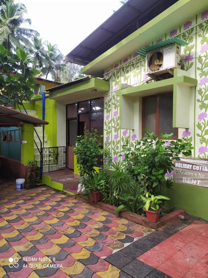 Holiday Guest Galgibaga